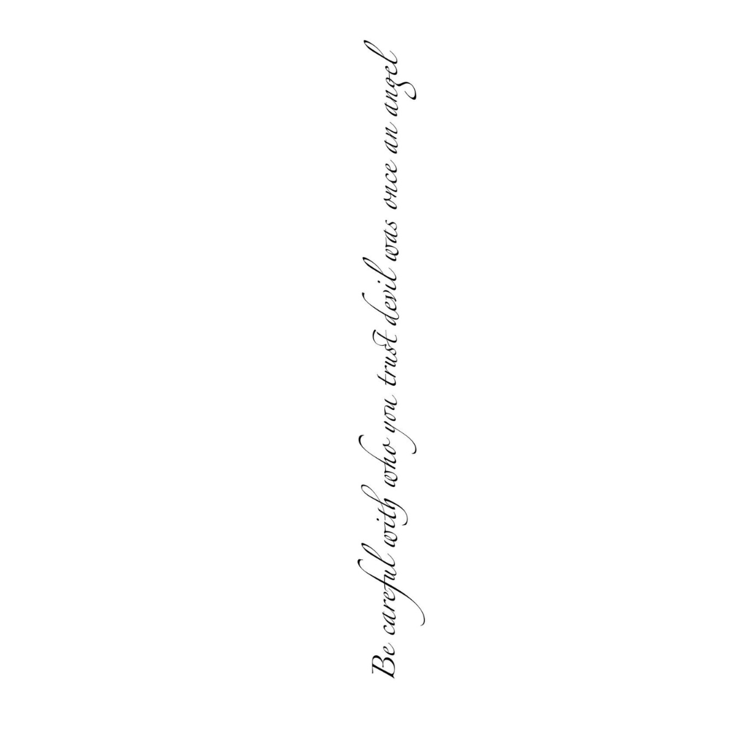 Be Careful – Tatouage Dos Femme